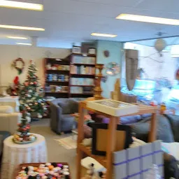 Bezoeker foto van Kringloopwinkel Mini Manna Winterswijk in Winterswijk