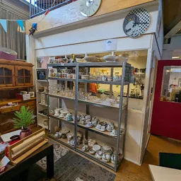 Bezoeker foto van Kringloopwinkel Mini Manna Winterswijk in Winterswijk