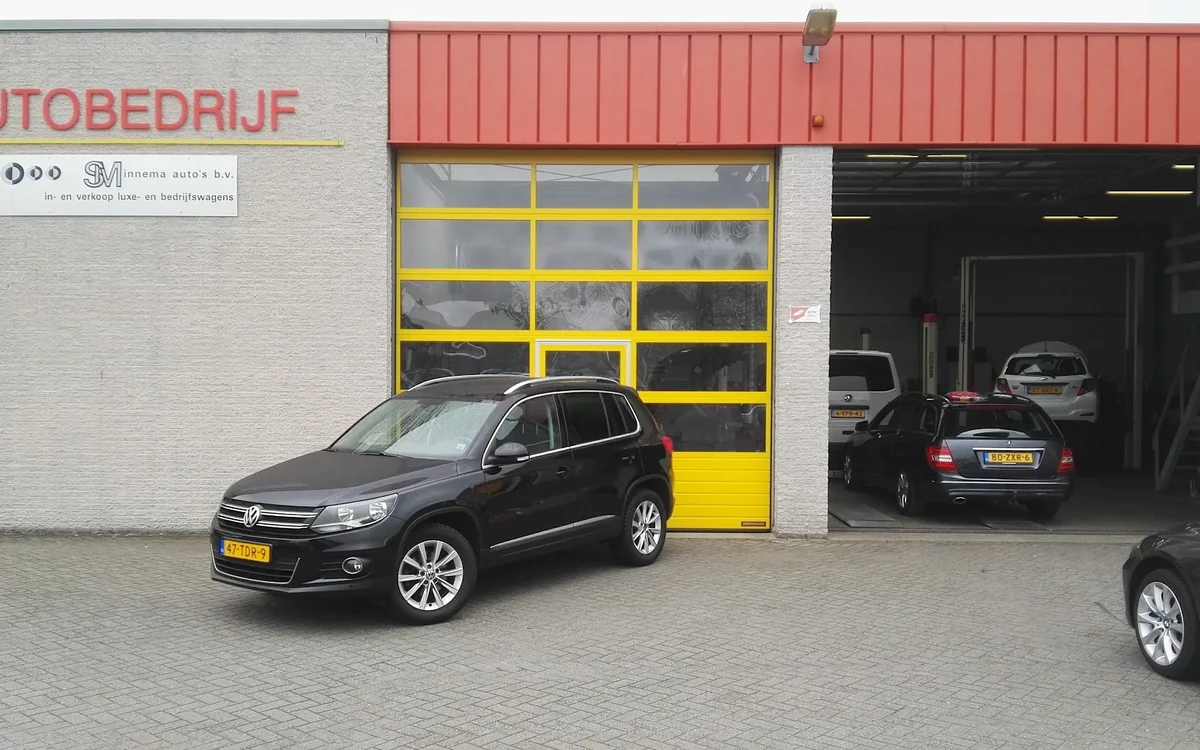 Kringloopwinkel Minnema auto's Damwâld in DamwÃ¢ld