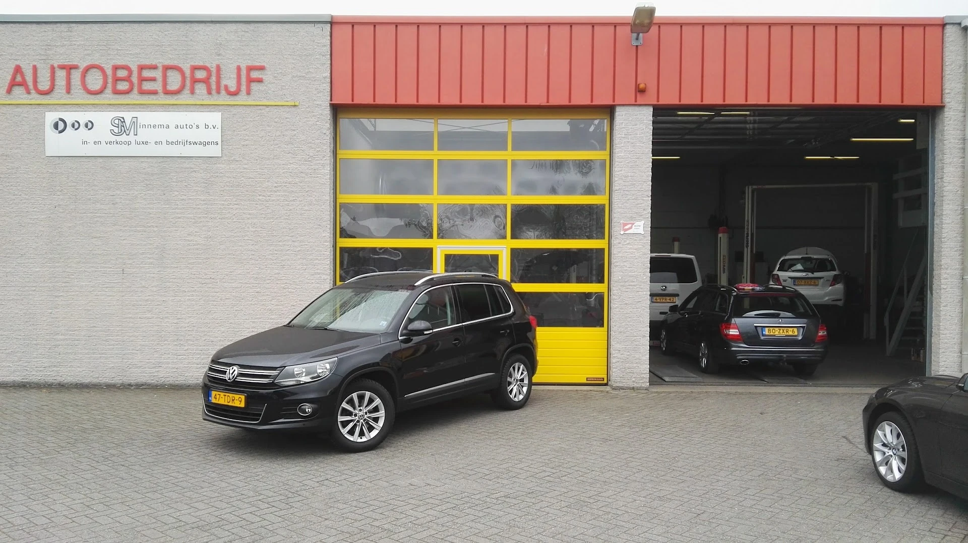 Kringloopwinkel Minnema auto's Damwâld in DamwÃ¢ld