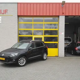 Kringloopwinkel Minnema auto's Damwâld in DamwÃ¢ld