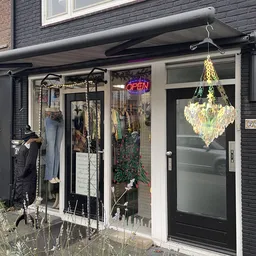 Kringloopwinkel Moda tweedehands kleding in Veenendaal