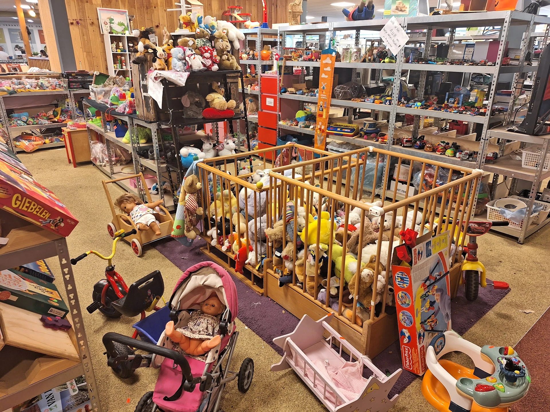 Kringloopwinkel Nobel kringloopwarenhuis in Goes