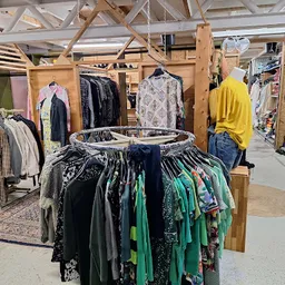 Bezoeker foto van Kringloopwinkel NochRis 2.0 in Sint Annaparochie