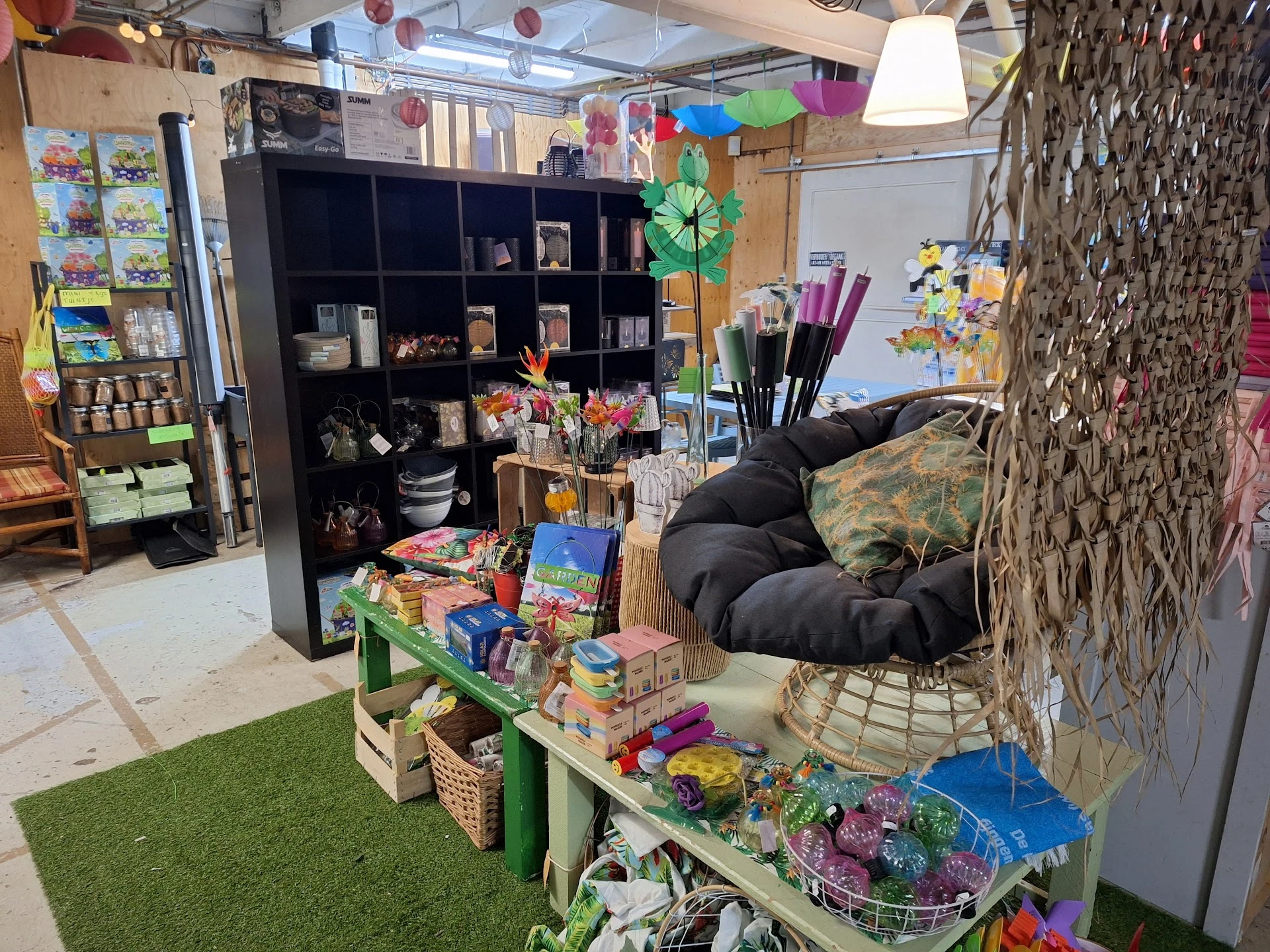 Kringloopwinkel Kringloopwinkel NochRis 2.0 in Sint Annaparochie