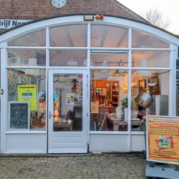 Kringloopwinkel Kringloopwinkel Noggus & Noggus in Hasselt