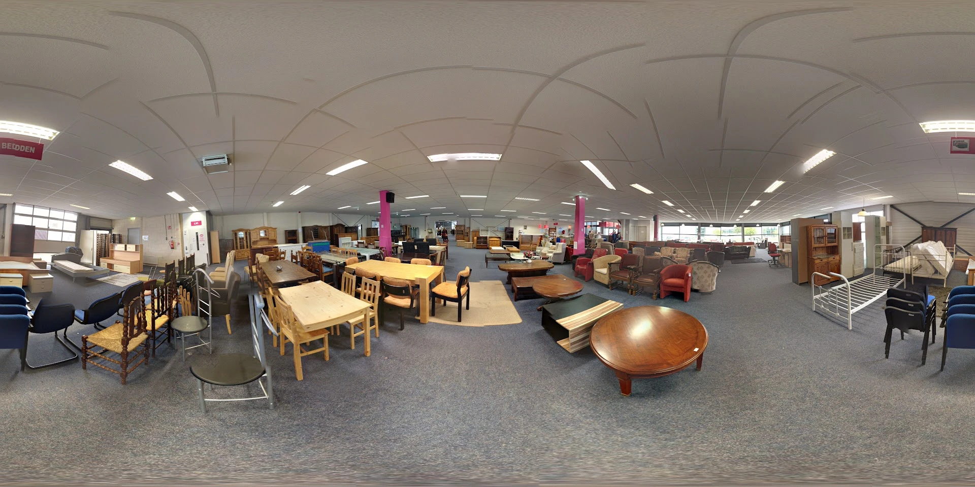 Kringloopwinkel Kringloopwinkel Noppes Hoorn in Zwaag