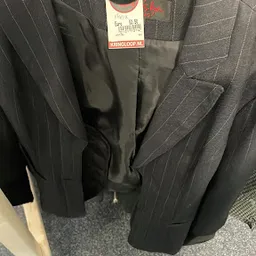 Bezoeker foto van Kringloopwinkel Noppes Velserbroek in Velserbroek