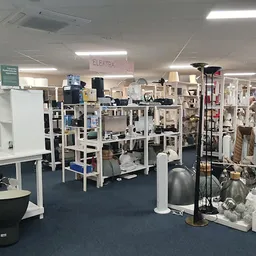 Bezoeker foto van Kringloopwinkel Noppes Velserbroek in Velserbroek