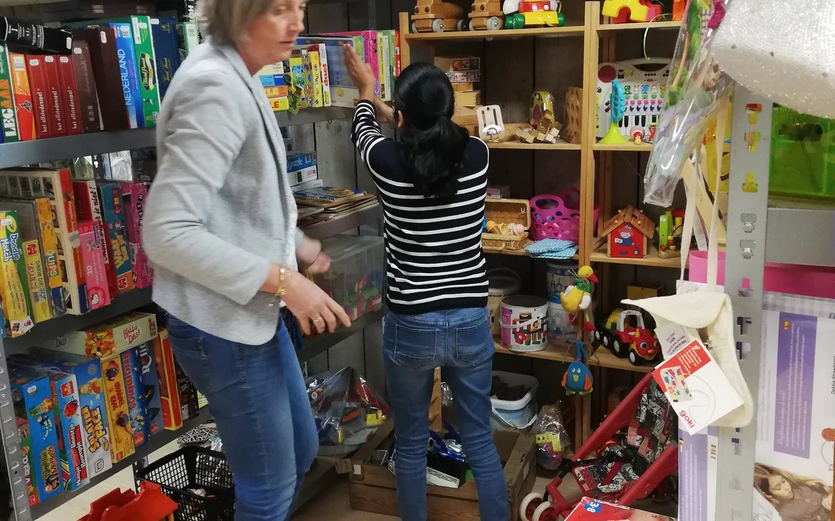 Kringloopwinkel [GESLOTEN] O'Livia dagbesteding &amp; kringloopwinkel in Hurdegaryp