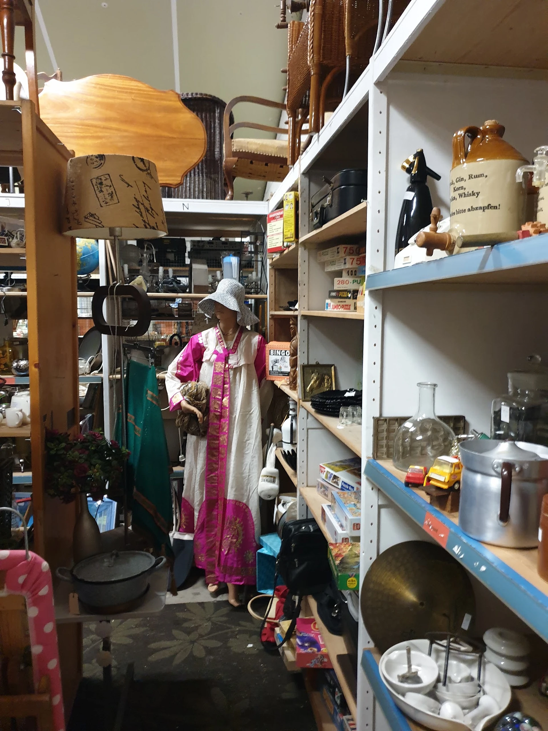 Bezoeker foto van Kringloopwinkel Odd & Old in Garderen