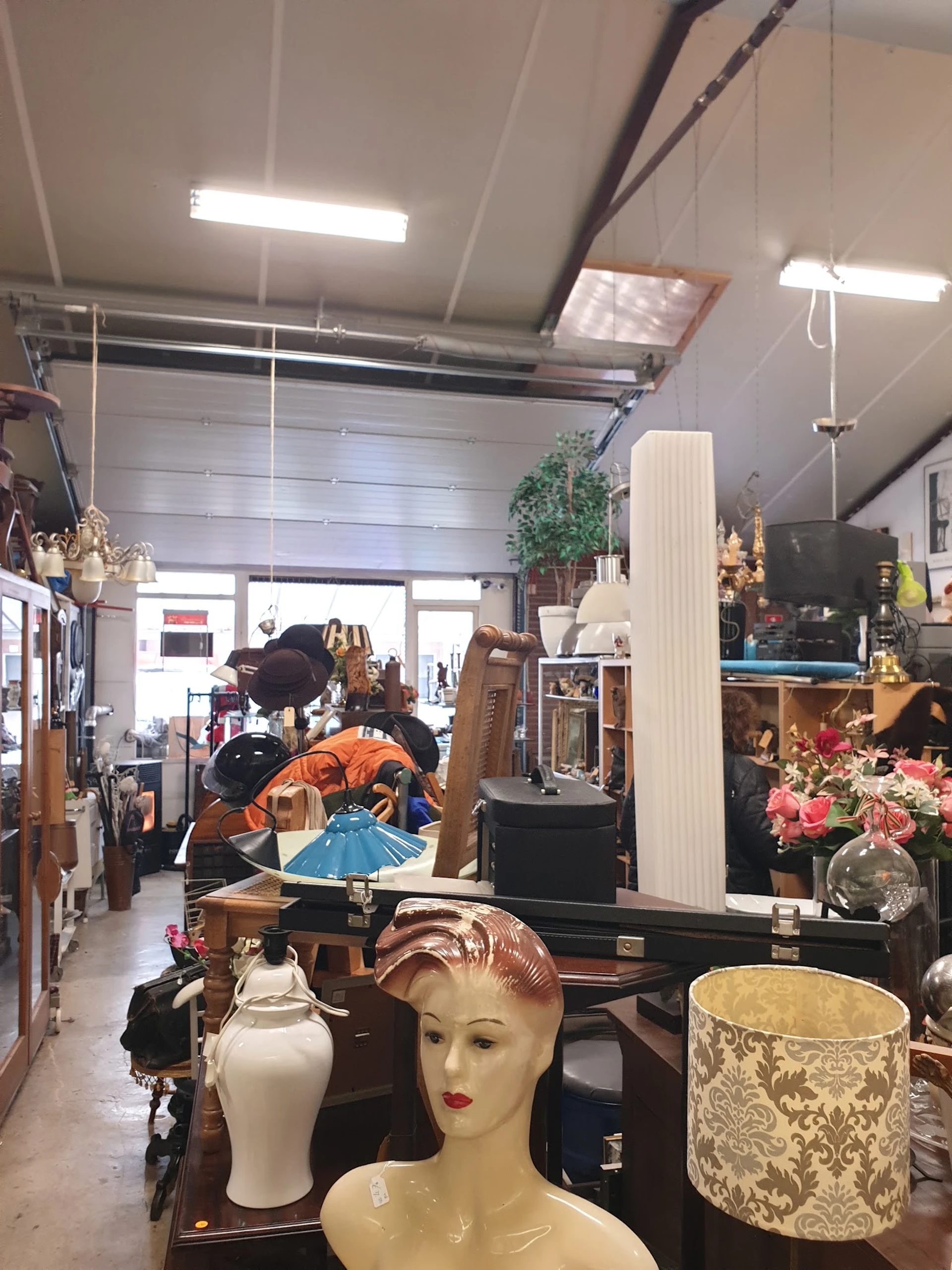 Bezoeker foto van Kringloopwinkel Odd & Old in Garderen