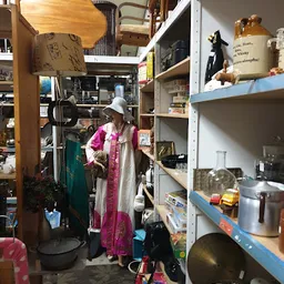 Bezoeker foto van Kringloopwinkel Odd & Old in Garderen