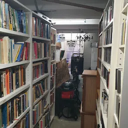 Bezoeker foto van Kringloopwinkel Odd & Old in Garderen