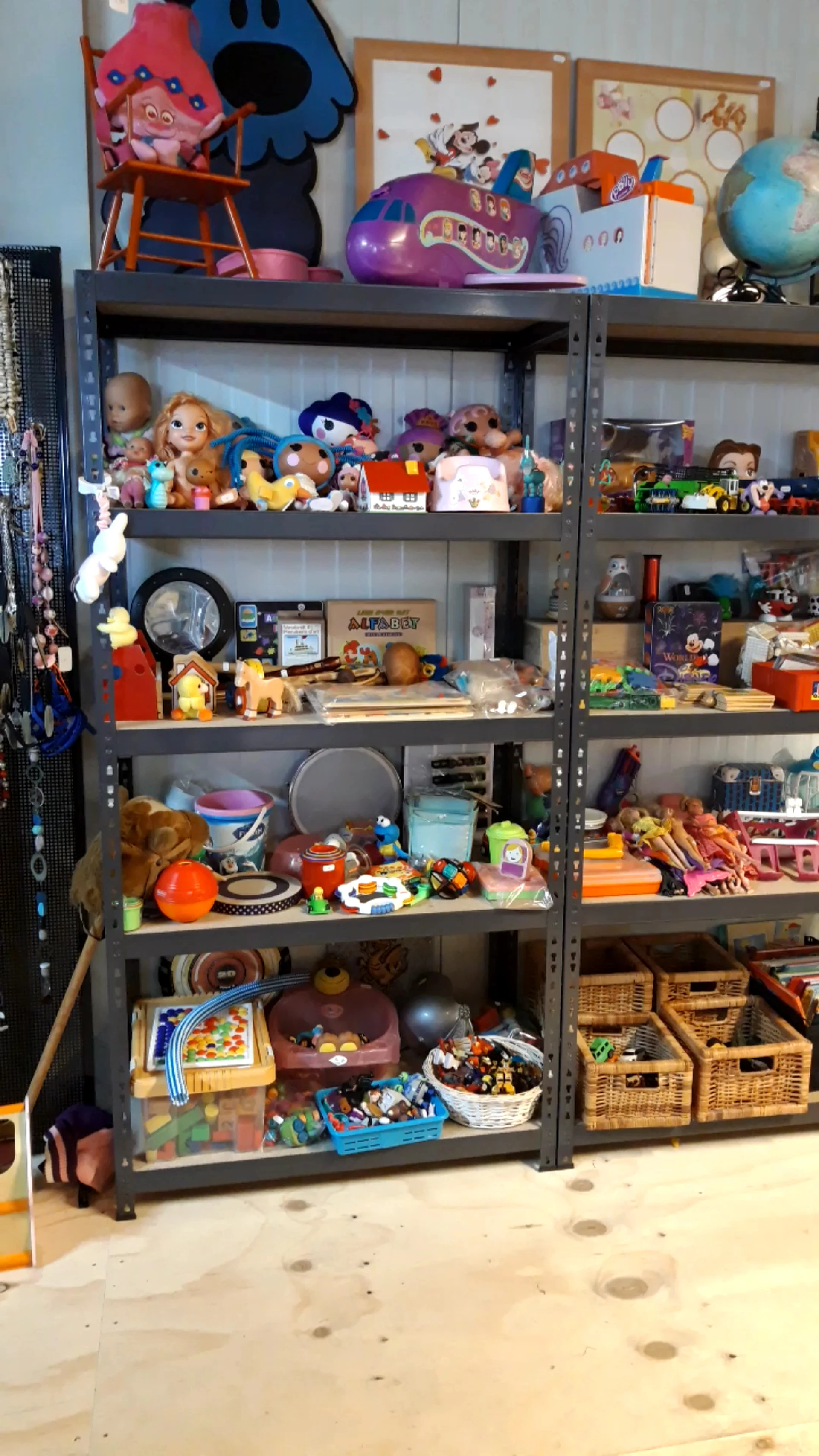 Kringloopwinkel Okame de kleine kringloop in Lelystad