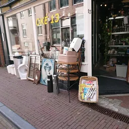 Kringloopwinkel Kringloopwinkel Oké 13 in Sneek