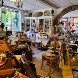 Kringloopwinkel Old & Neij Gre-j vintagestyle kringloopwinkel in Groessen