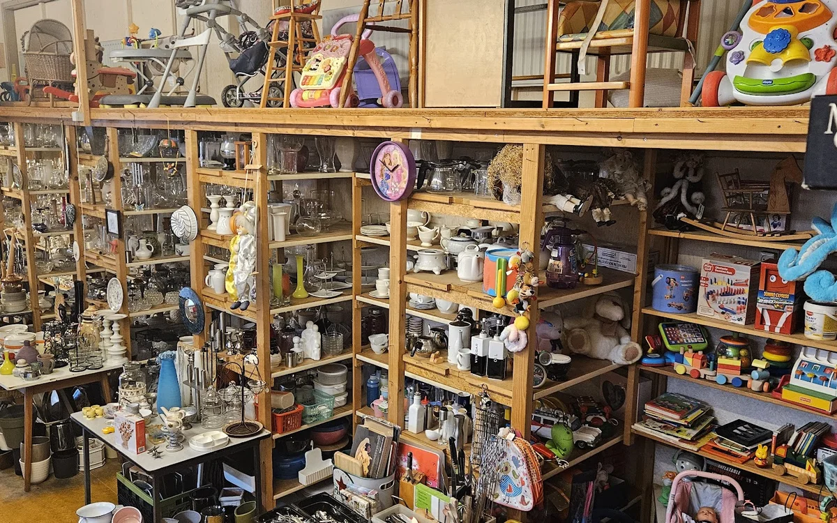 Kringloopwinkel Kringloopwinkel Ons Tweedehands Winkeltje in Brielle