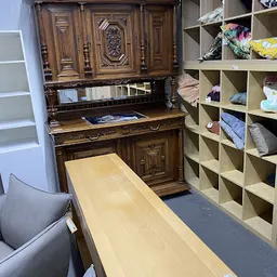 Bezoeker foto van Kringloopwinkel Opnieuw & Co Barendrecht in Barendrecht