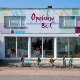 Kringloopwinkel Opnieuw & Co Kontich in Kontich