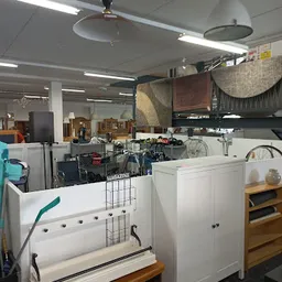 Bezoeker foto van Kringloopwinkel Opnieuw & Co Papendrecht in Papendrecht