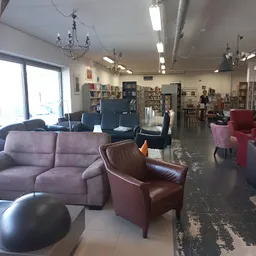 Bezoeker foto van Kringloopwinkel Opnieuw & Co Papendrecht in Papendrecht