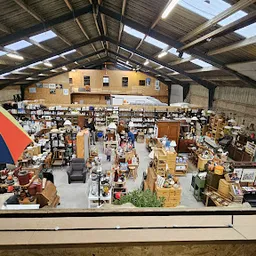 Bezoeker foto van Kringloopwinkel Oprommerloads in Oude Bildtzijl