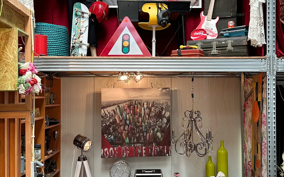 Kringloopwinkel Kringloopwinkel Oud Nieuws in Amersfoort