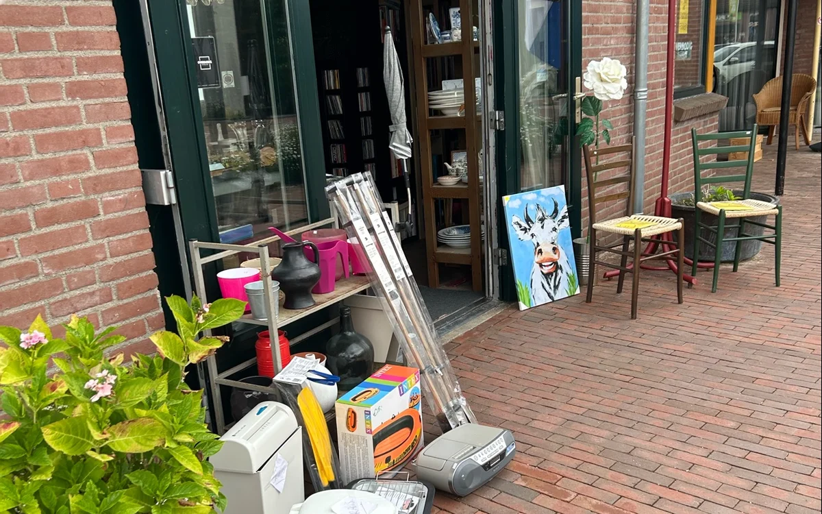 Kringloopwinkel Kringloopwinkel Overbodig-Interessant in Lobith