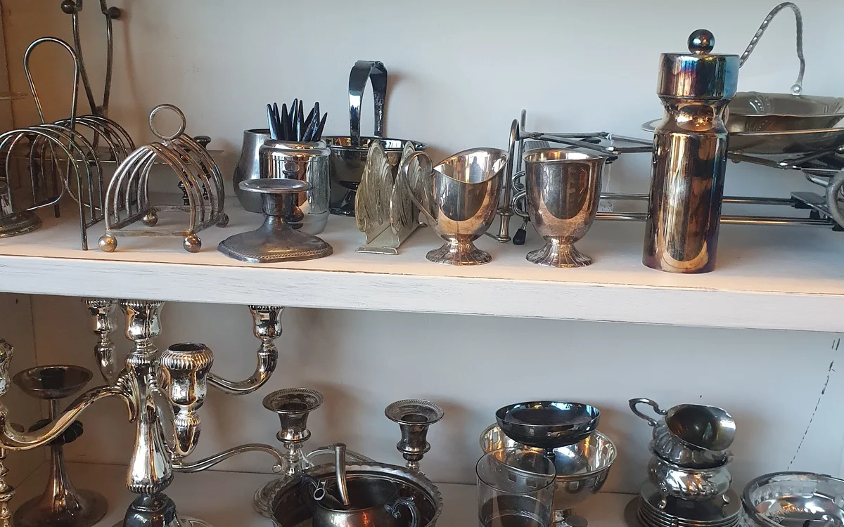 Kringloopwinkel Pimpt kringlooprosmalen in Rosmalen