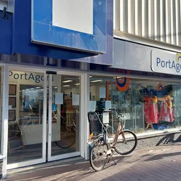 Kringloopwinkel PortAgora KringloopWarenhuis in Tilburg