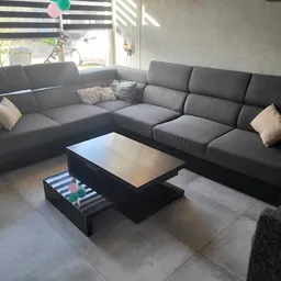 Bezoeker foto van PortAgora KringloopWarenhuis in Tilburg