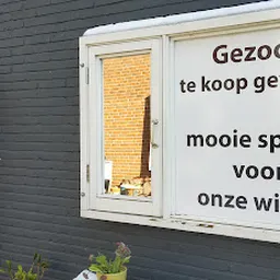 Bezoeker foto van Kringloopwinkel Puur Toeval in Groningen in Groningen Stad