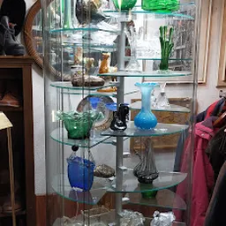 Bezoeker foto van Kringloopwinkel Puur Toeval in Groningen in Groningen Stad