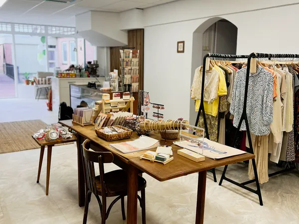 Kringloopwinkel PUUT Zuidhorn in Zuidhorn