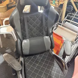 Bezoeker foto van Kringloopwinkel Ramsjburg in Middelburg