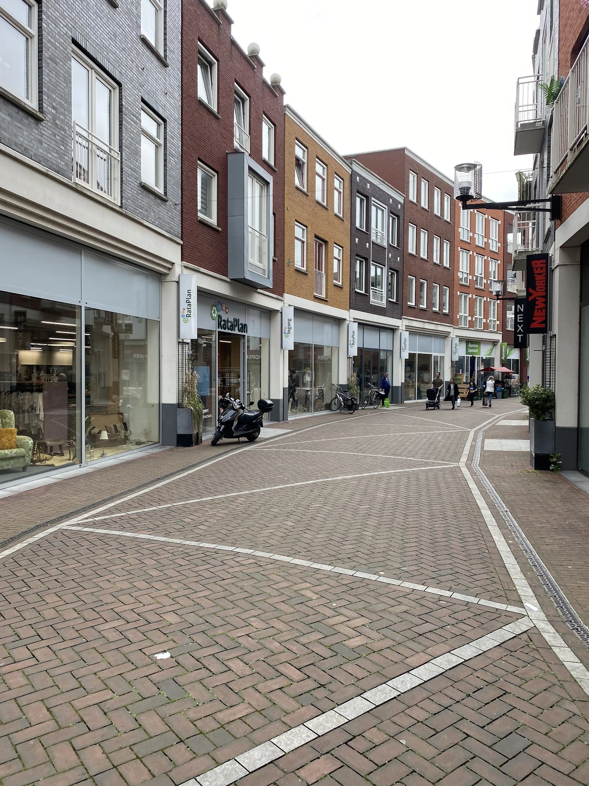 Bezoeker foto van Kringloopwinkel Rataplan in Spijkenisse