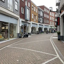 Bezoeker foto van Kringloopwinkel Rataplan in Spijkenisse