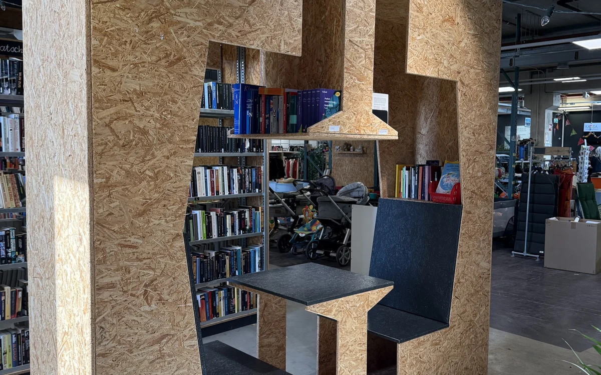 Kringloopwinkel RataPlan+ Thrift store in Amersfoort