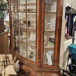 Kringloopwinkel RataPlan Weesp in Weesp