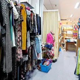 Bezoeker foto van Kringloopwinkel Re-Sell Zutphen in Zutphen
