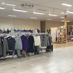 Bezoeker foto van Re-Usable Kringloopwinkel Purmerend in Purmerend