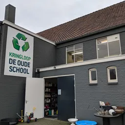 Kringloopwinkel Recycle "Old School" in Druten