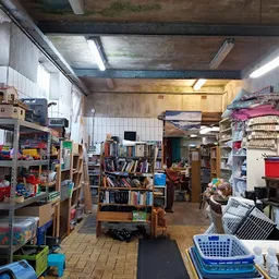 Bezoeker foto van Kringloopwinkel Ringloop in Epe