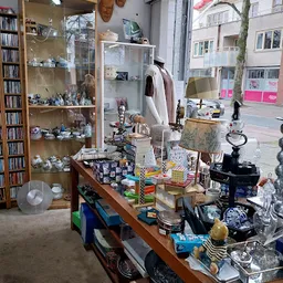 Bezoeker foto van Kringloopwinkel Ringloop in Epe