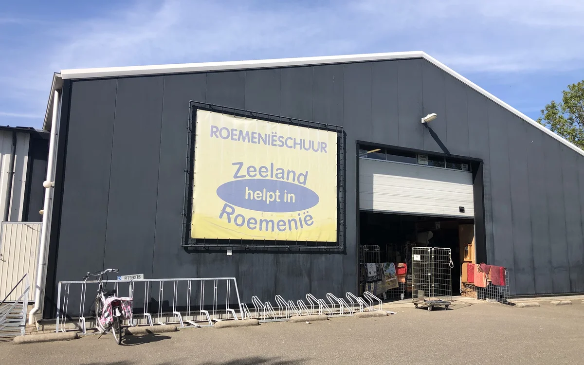 Kringloopwinkel Kringloopwinkel Roemenieschuur Grijpskerke in Grijpskerke