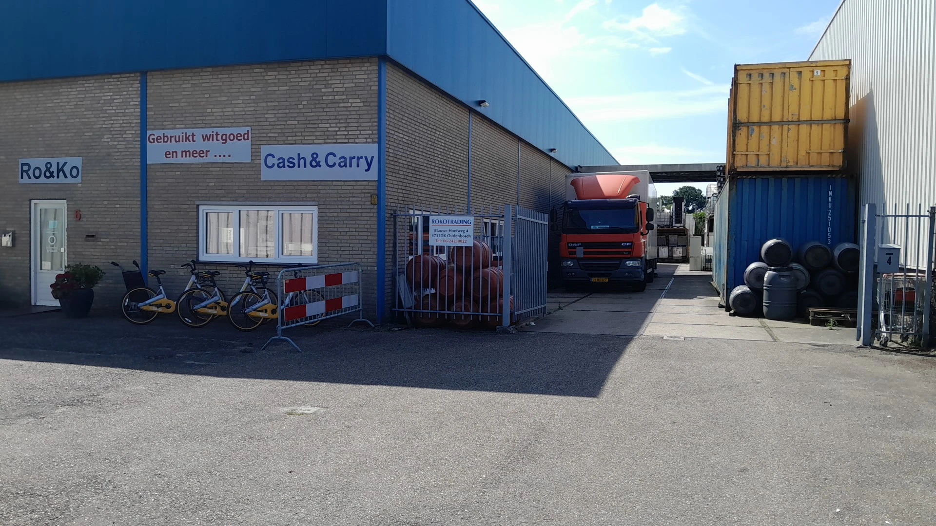 Kringloopwinkel Kringloopwinkel Roko Trading in Oudenbosch