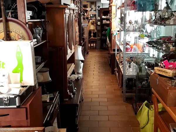 Kringloopwinkel Kringloopwinkel Rommel of Rijkdom in Deurne