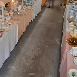 Bezoeker foto van Kringloopwinkel Rommelmarkt Den Hoorn in Den Hoorn