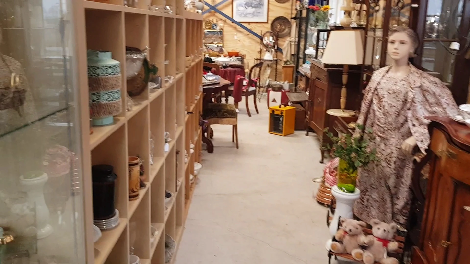 Kringloopwinkel Kringloopwinkel Saartje in Hijken